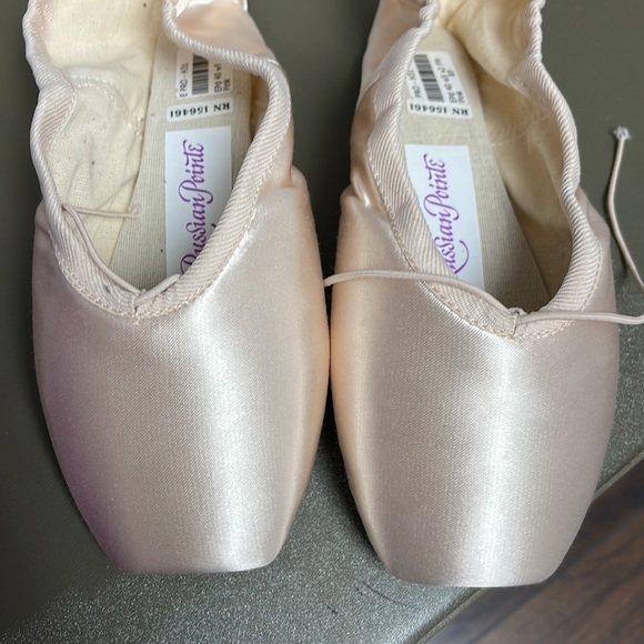 Russian Pointes, Entrada Pros - Picture 2 of 3